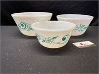 Vintage Federal Milk Glass Bowls