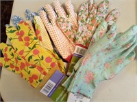 4 Brand New Garden Gloves