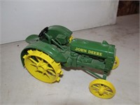John Deere Metal Farm Tractor Toy