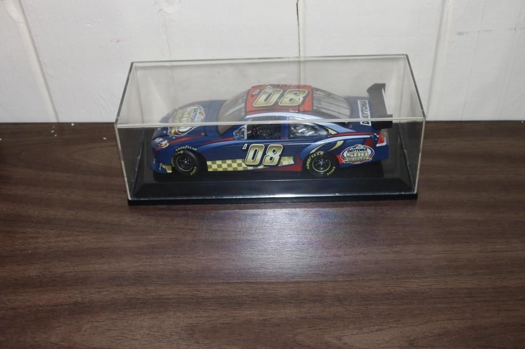 Living Estate In Rocky Mount, NC Nascar Items