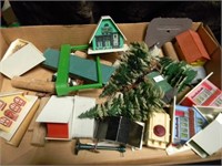 TRAIN SET DECOR-BUILDINGS, TREES AND MORE