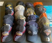 W - MIXED LOT OF HATS (A60)