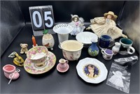 Vintage Decorative Collectibles and Fine China