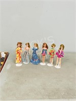 6 - 1970's Dawn Barbie dolls & 6 stands