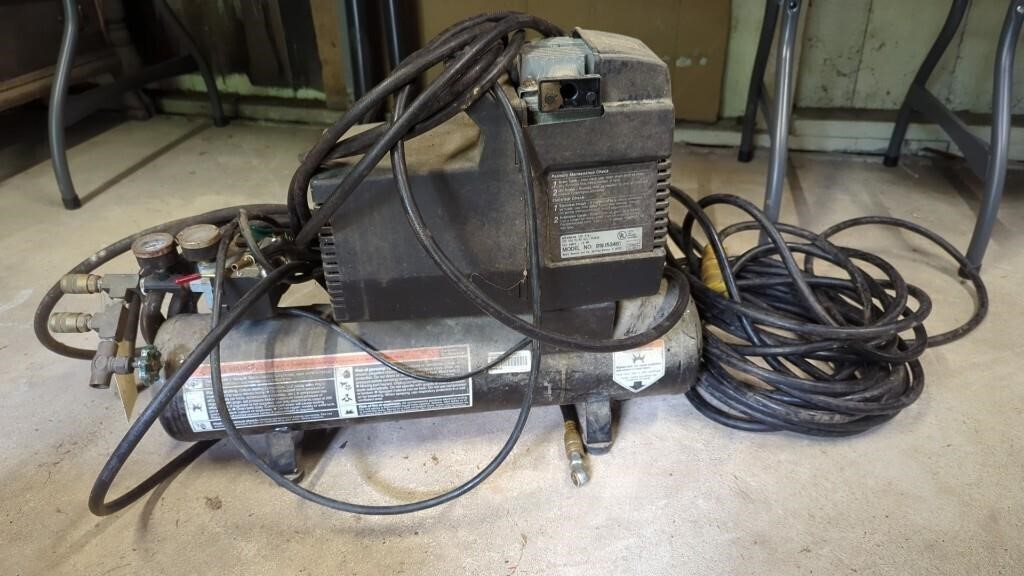 Sears Air Compressor w/ Hose & Extra Cord