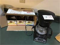 Mr Coffee Maker &  Coffe Pods