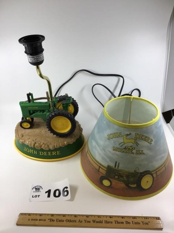 JOHN DEERE LAMP