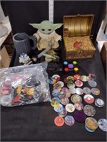 Var Toys Lot-Baby Yoda, R2D2, POGS, Brain Trainer
