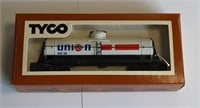 1975 Tyco HO Scale Union 76 Tanker Original Box