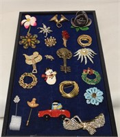 Vtg Brooches, Stick Pins & More