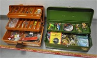 Lot of fishing tackle in boxes, see pics