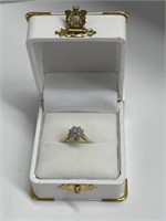 14 kt Gold Cluster Diamond Ring Size 5 1/2