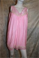 VINTAGE SEARS LG PINK NIGHTIE AND BLOOMERS