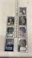 Assorted baseball cards