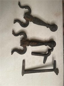 Cast iron fireplace pieces