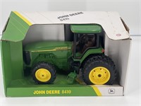 John Deere 8410 1/16 scale