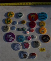 19K: (26) assorted buttons/stick pins.