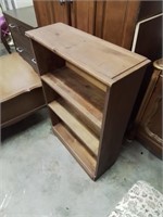 Very nice solid wood bookcase 24 inches wide by