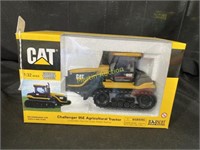 CAT Challenger 95E tractor, 1/32 scale, die cast
