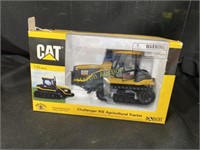 CAT challenger 95E tractor, die cast metal, 1/32
