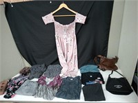 WOMENS SM-LG CLOTHING,PURSE & BAG