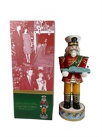 Fits & Floyd First Ladies Collection Nutcracker