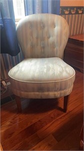 Upholstered Accent Chair With Wooden Legs &