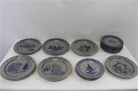 Rowe Pottery Works Christmas Plates 2