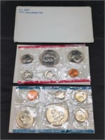 1977 US Mint Uncirculated Coin set in original