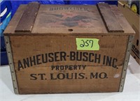 Budweiser crate with hinged lid