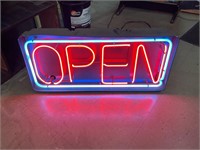 Working open sign
