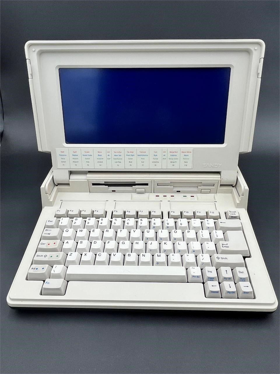 Vintage Tandy 1400 Computer