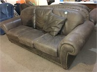 lg leather sofa, lots 481, 485 & 486 match