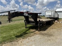 2003 M&M Gooseneck Trailer