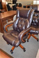 REALSPACE HIGH  BACK EXECUTIVE CHAIR