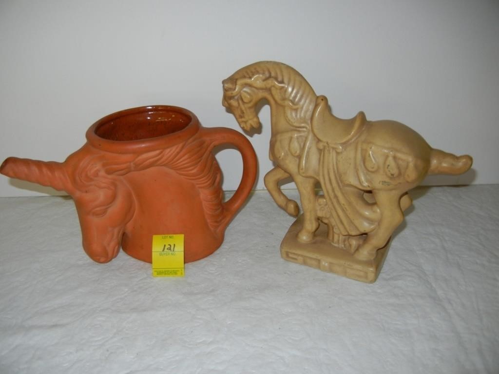HORSE  AS IS,POTTERY WATER PITCHER
