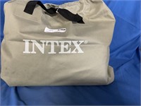 INTEX AIR MATTRESS ** CONDITION UNKNOW ( MAY BE