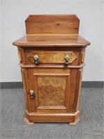 Victorian walnut commode with drop handles -