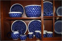 16pcs Boleslawiec Polish dinnerware in snowflake