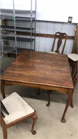 OAK TABLE WITH 4 CHAIRS, EXTRA LEAF