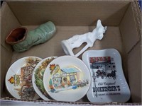 Vintage mini souvenir items