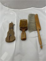 2 Wood Handled Grooming Set & Wooden Tool