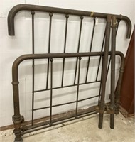 Metal Twin Sized Bed Frame with Rails