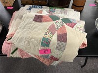 Vintage Quilt And 3 Pillow Shams