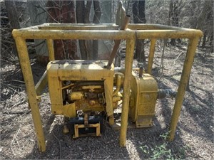 Gas ford engine with large pump, 2 large tanks