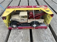 Nylint Classic Toy Tow Truck