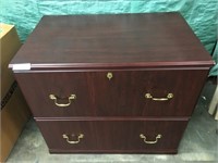 2 Drawer Wooden File Cabinet w/Key
