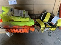 LOT OF ASSORTED SAFTEY VEST & 2 NEW TIE DOWN