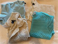 WOMENS FLEECE AND KNIT TOPS