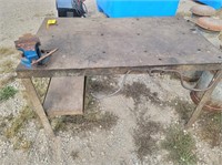 Welding table with small vise
